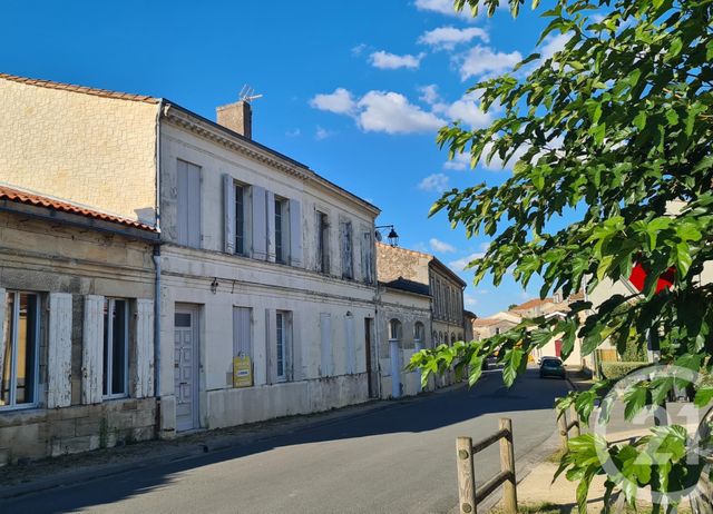 Maison à vendre - 7 pièces - 150,83 m2 - St Estephe - 33 - AQUITAINE